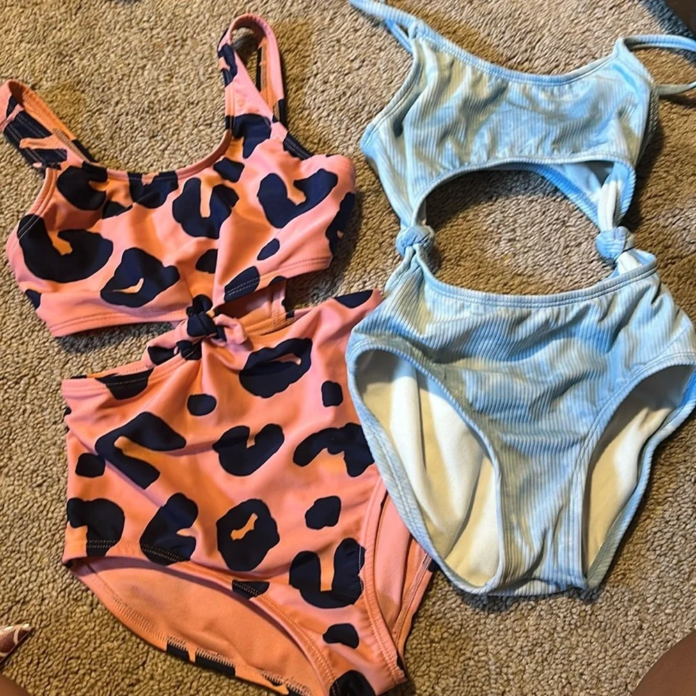 Art class bathing suits